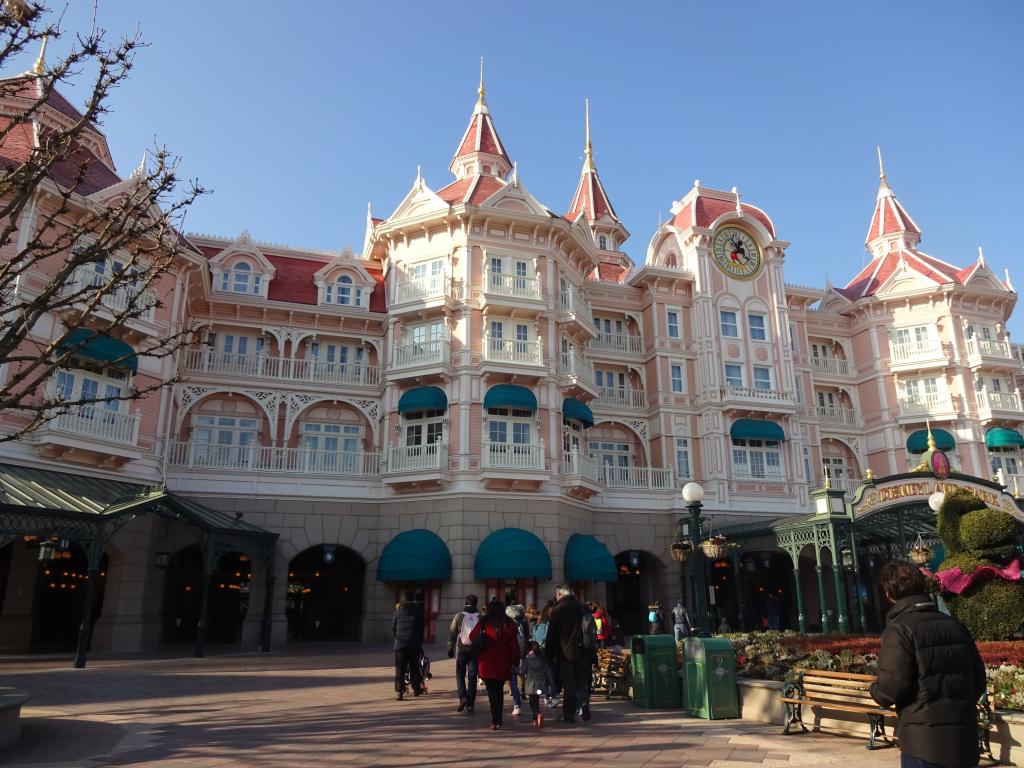 Hotel na Disney Paris – Os 14 melhores e mais reservados perto da  Disneyland na Europa