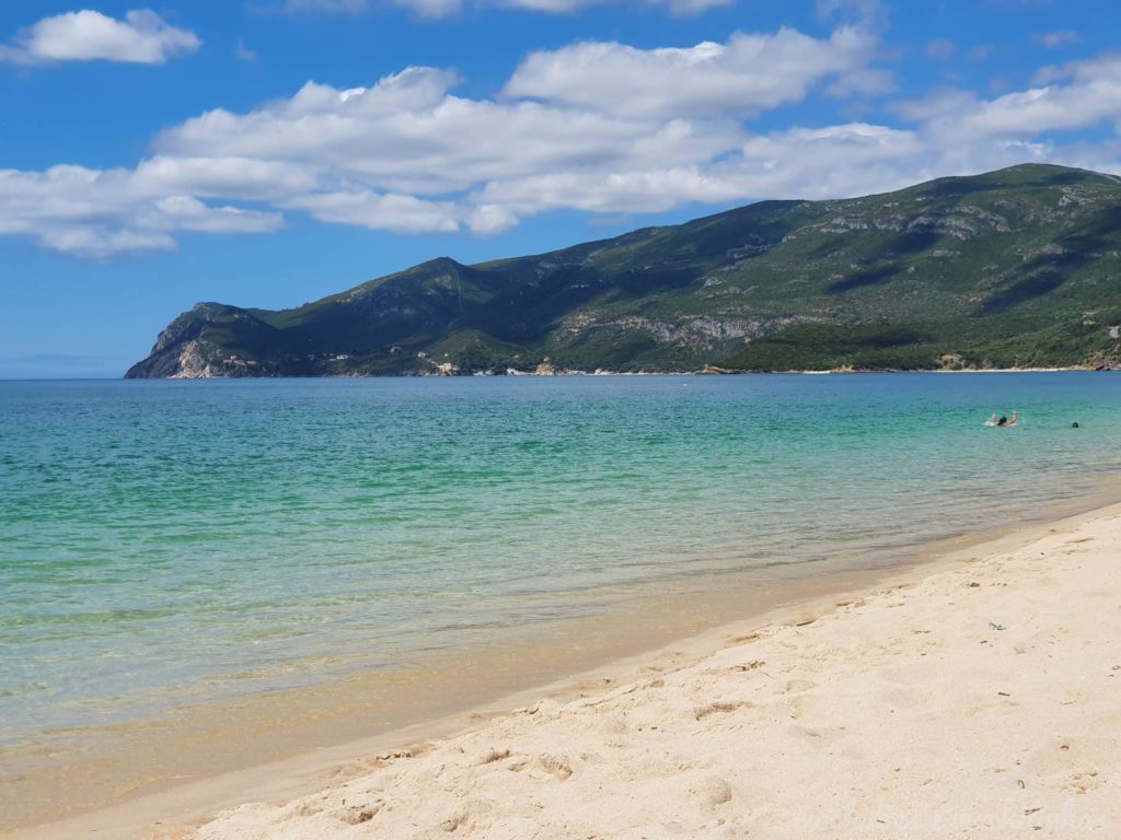 Praia de Figueirinha